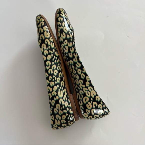 Louis Vuitton Feline Patent Ballerina Flats - Picture 7 of 14